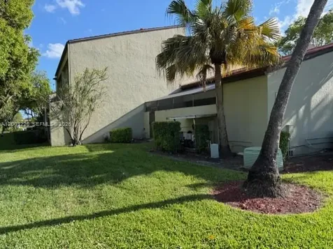 3877 Estepona Avenue Doral FL 33178
