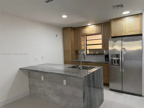 3877 Estepona Avenue Doral FL 33178