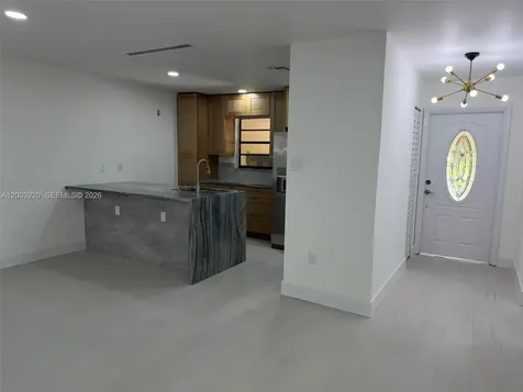 3877 Estepona Avenue Doral FL 33178