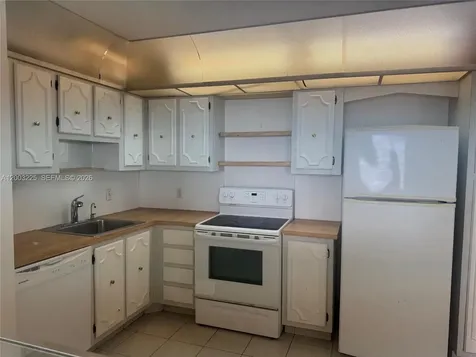 2851 NE 183rd Street Aventura FL 33160