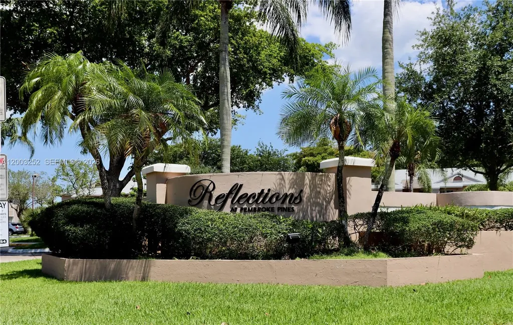 1701 NW 96th Terrace Pembroke Pines FL 33024