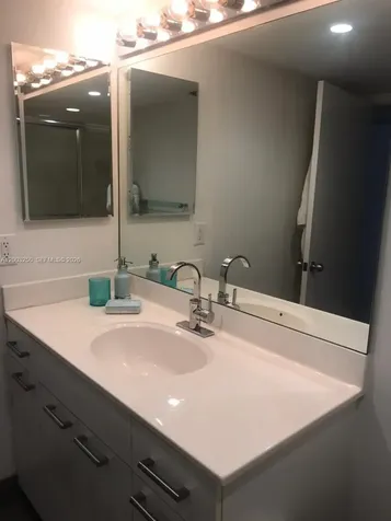 21055 Yacht Club Drive Aventura FL 33180
