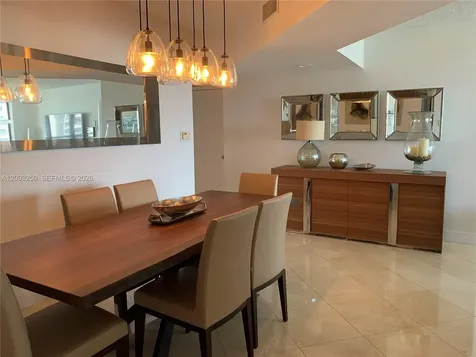 21055 Yacht Club Drive Aventura FL 33180