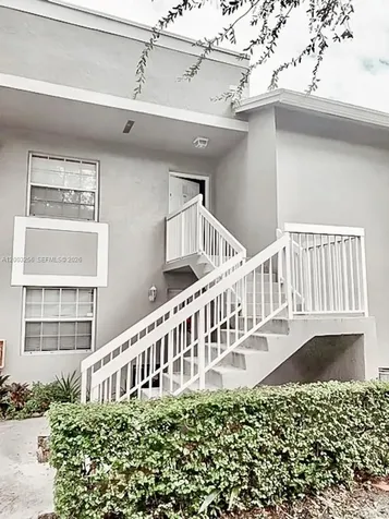 464 NE 210th Circle Terrace Miami FL 33179