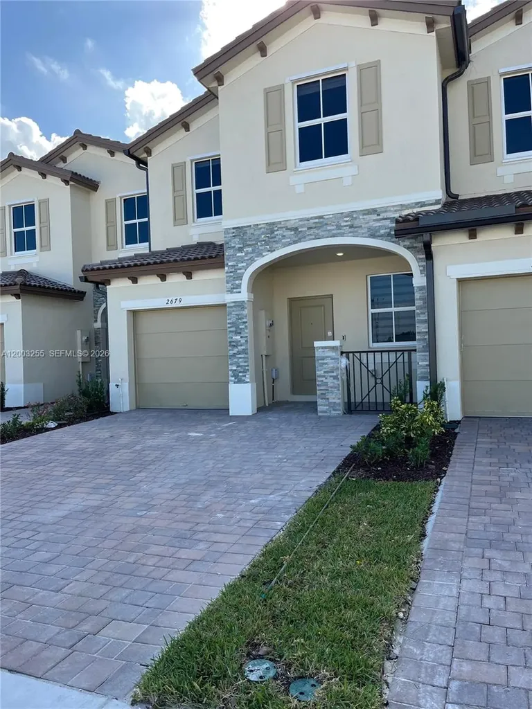 2679 SE 25th Terrace Homestead FL 33035