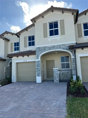 2679 SE 25th Terrace Homestead FL 33035