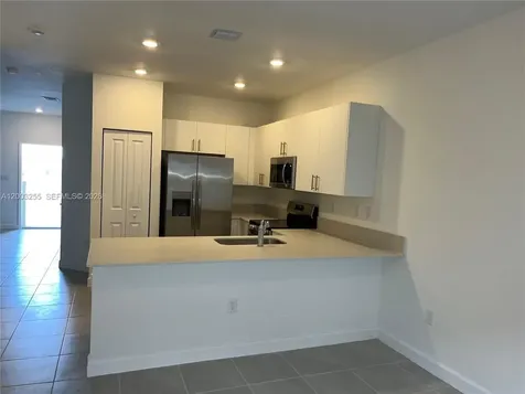 2679 SE 25th Terrace Homestead FL 33035