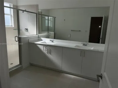 2679 SE 25th Terrace Homestead FL 33035