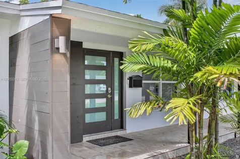 6090 SW 63rd Avenue South Miami FL 33143