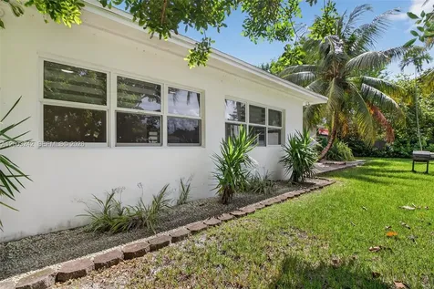 6090 SW 63rd Avenue South Miami FL 33143