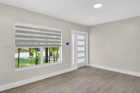 6090 SW 63rd Avenue South Miami FL 33143