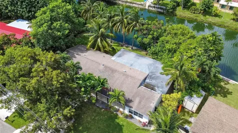 6090 SW 63rd Avenue South Miami FL 33143