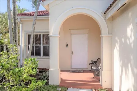 777 Tanglewood Circle Weston FL 33327