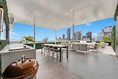 801 Brickell Key Boulevard Miami FL 33131