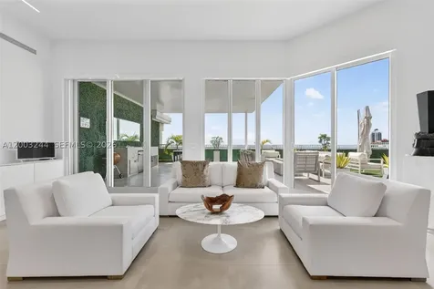 801 Brickell Key Boulevard Miami FL 33131