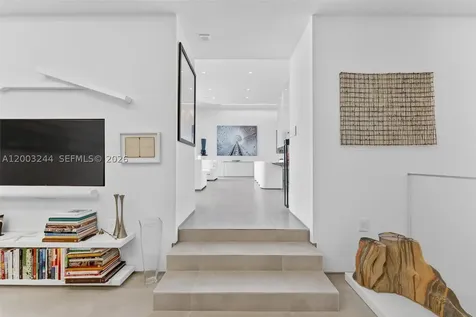 801 Brickell Key Boulevard Miami FL 33131