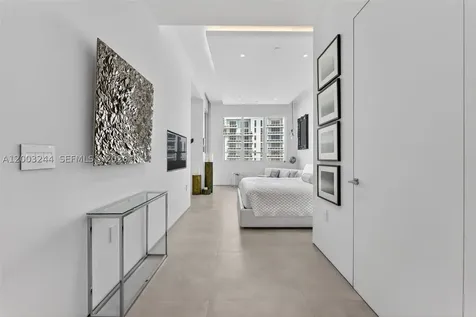 801 Brickell Key Boulevard Miami FL 33131