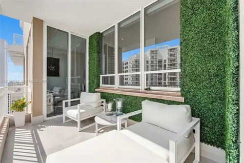 801 Brickell Key Boulevard Miami FL 33131