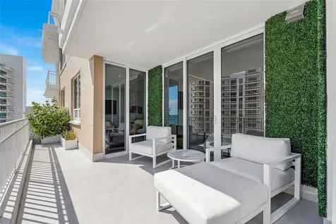 801 Brickell Key Boulevard Miami FL 33131