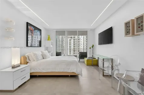 801 Brickell Key Boulevard Miami FL 33131