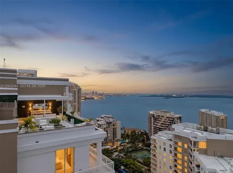 801 Brickell Key Boulevard Miami FL 33131
