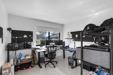 250 SW 97th Terrace Pembroke Pines FL 33025