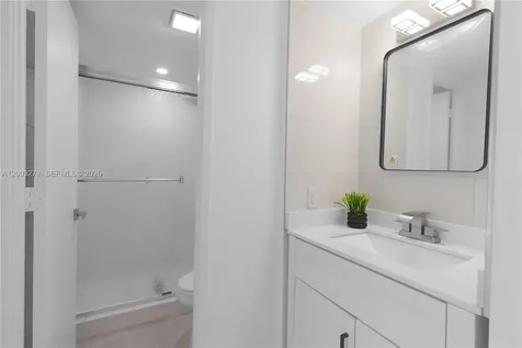 3731 N Country Club Drive Aventura FL 33180
