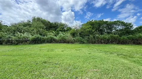 14638 SW 128th Court Road Miami FL 33186