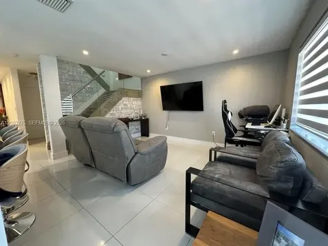 11521 NW 50th Terrace Doral FL 33178