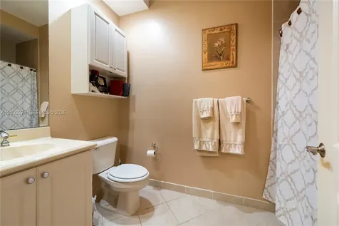 3020 NW 125th Avenue Sunrise FL 33323