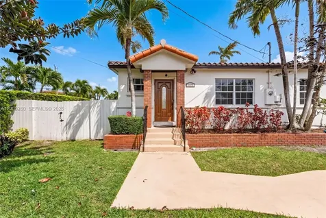 9000 SW 40th Terrace Miami FL 33165