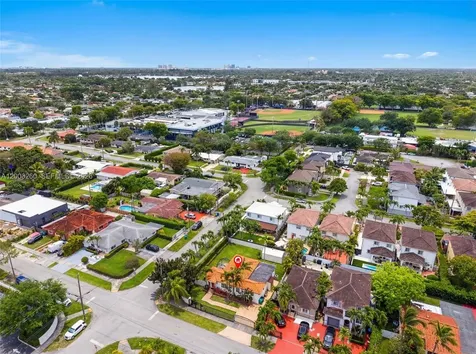 9000 SW 40th Terrace Miami FL 33165