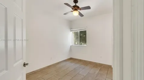 1916 SE 23rd Avenue Homestead FL 33035