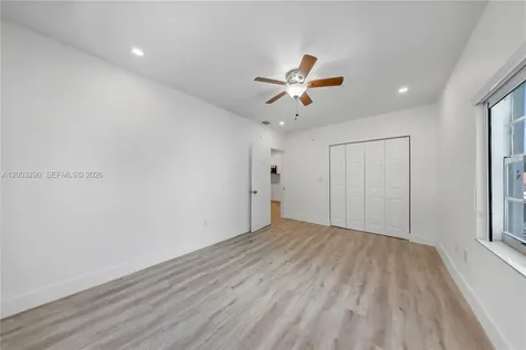 2464 SW 22nd Street Miami FL 33145