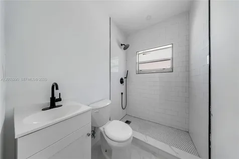 2464 SW 22nd Street Miami FL 33145