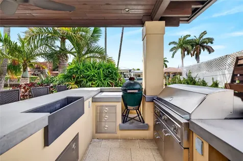 3050 NE 41st Street Fort Lauderdale FL 33308