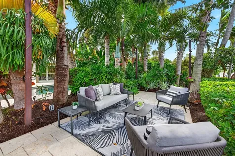 3050 NE 41st Street Fort Lauderdale FL 33308