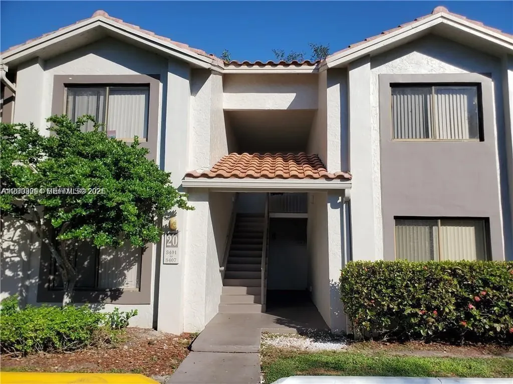 3204 Coral Lake Lane Coral Springs FL 33065