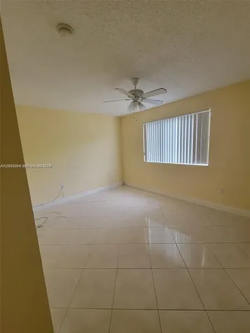 3204 Coral Lake Lane Coral Springs FL 33065