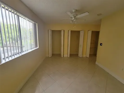 3204 Coral Lake Lane Coral Springs FL 33065