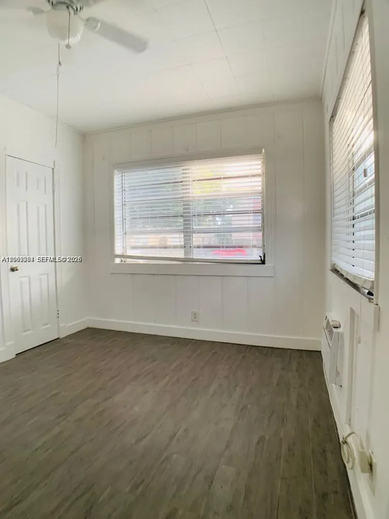 1843 Dewey Street Hollywood FL 33020