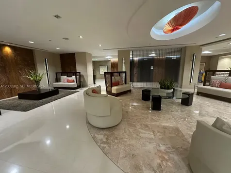 2555 Collins Avenue Miami Beach FL 33140