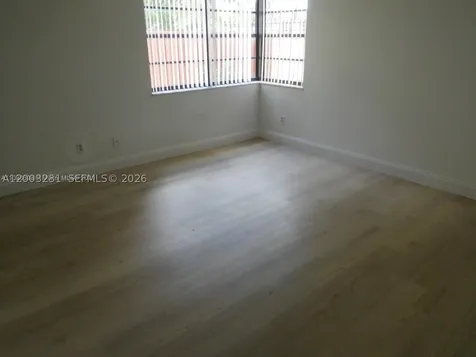 323 Ives Dairy Road Miami FL 33179