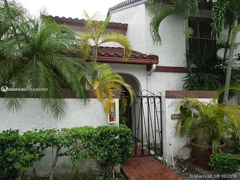 323 Ives Dairy Road Miami FL 33179