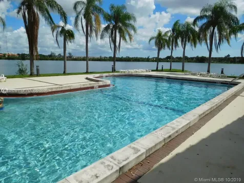 323 Ives Dairy Road Miami FL 33179