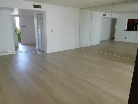 323 Ives Dairy Road Miami FL 33179