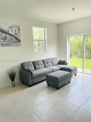 916 SE 19th Street Homestead FL 33034