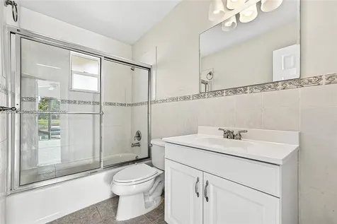 2832 NW 10th Avenue Wilton Manors FL 33311