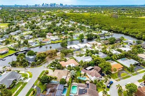 2832 NW 10th Avenue Wilton Manors FL 33311