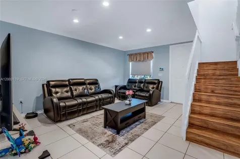846 NW 135th Terrace Pembroke Pines FL 33028